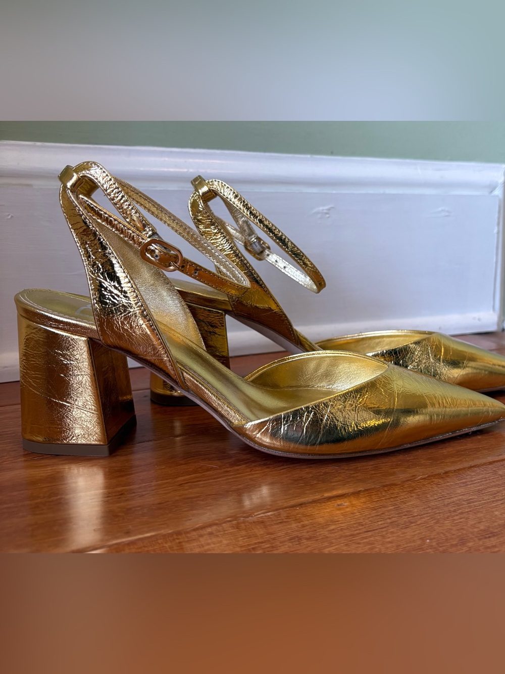 Mavette Aurora Gold Block Heel Slingbacks 8.5/38.5 NIB